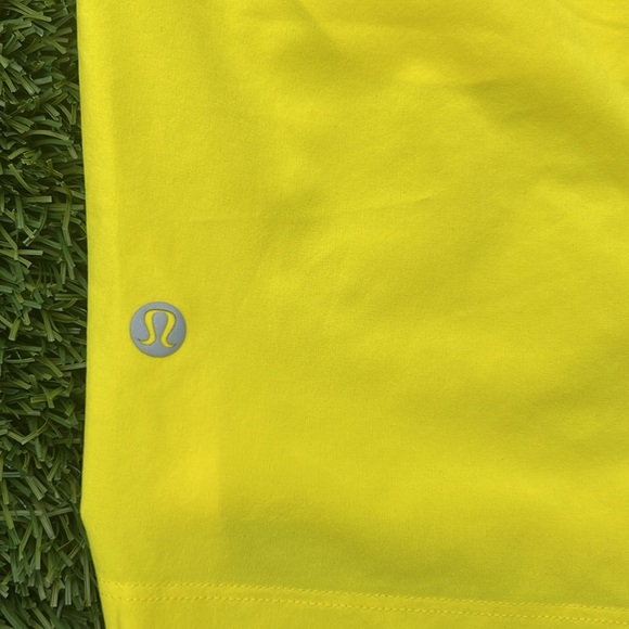 NWT Lululemon T.H.E. Short Linerless 9” - Picture 8 of 9